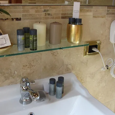 Bed and breakfast Relais Centro Storico Residenza D'epoca 2*