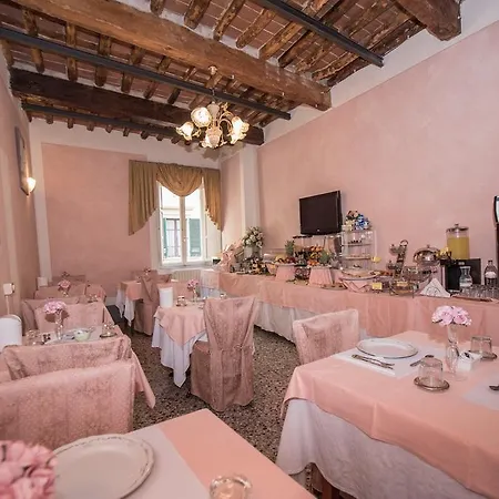 Relais Centro Storico Residenza D'epoca 2* Pisa